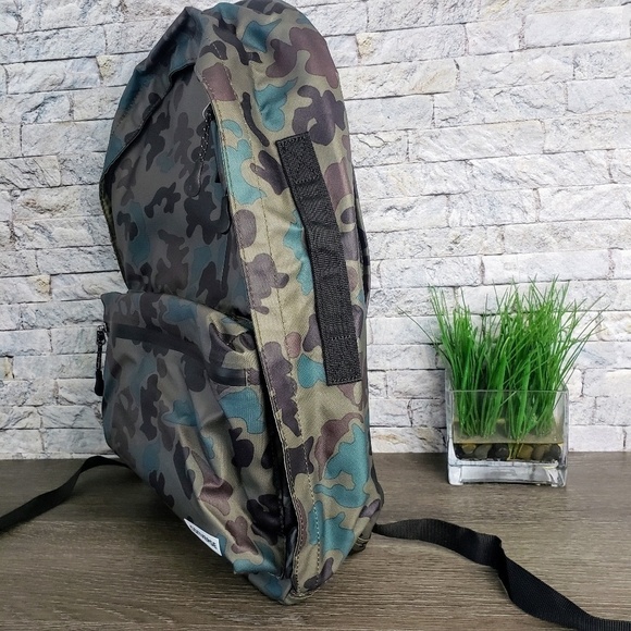 Converse Rubber 22l Hodgeman Camo Backpack - Picture 4 of 7